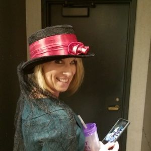 Meet your Posher, Cheryl